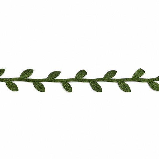 Dark Green Leaf Trim 5m