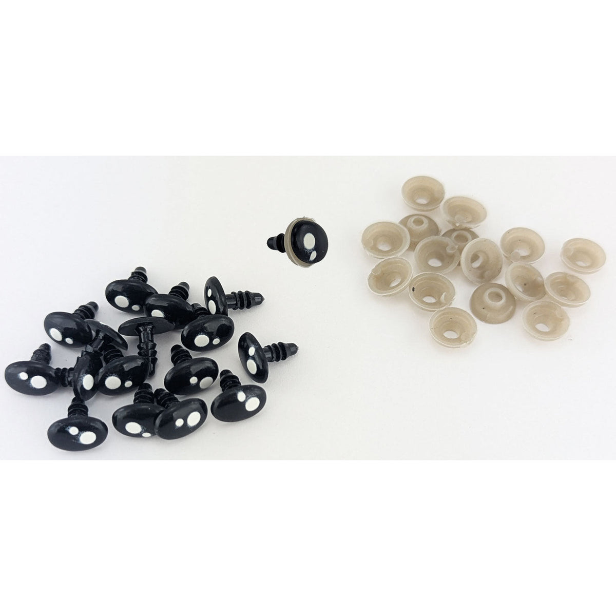 Teddy Eyes Oval Black 8x11mm 16pcs